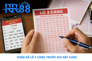 Người chơi đang lựa chọn bộ số Lô 3 Càng trước khi đặt cược.